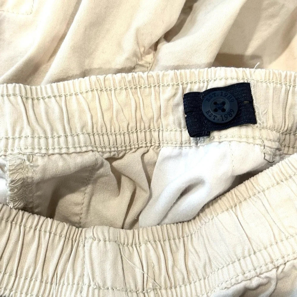 Place children khaki